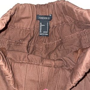 Cargo pants forever 21 size small